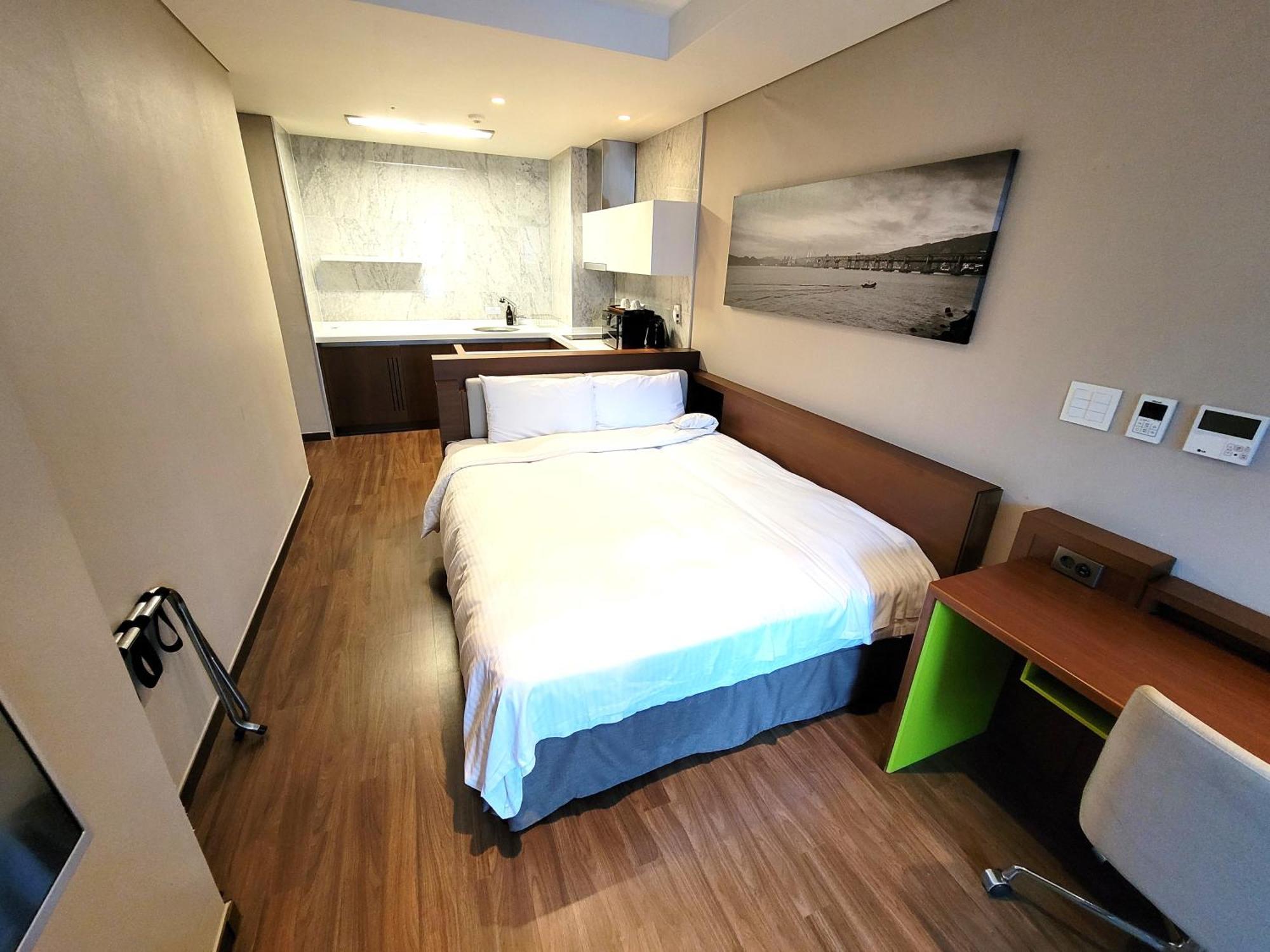 W Residence Hotel Busan Exterior photo
